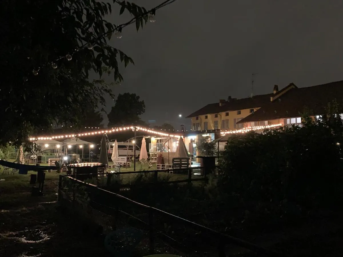 Cascina Bellaria Hostel Milan