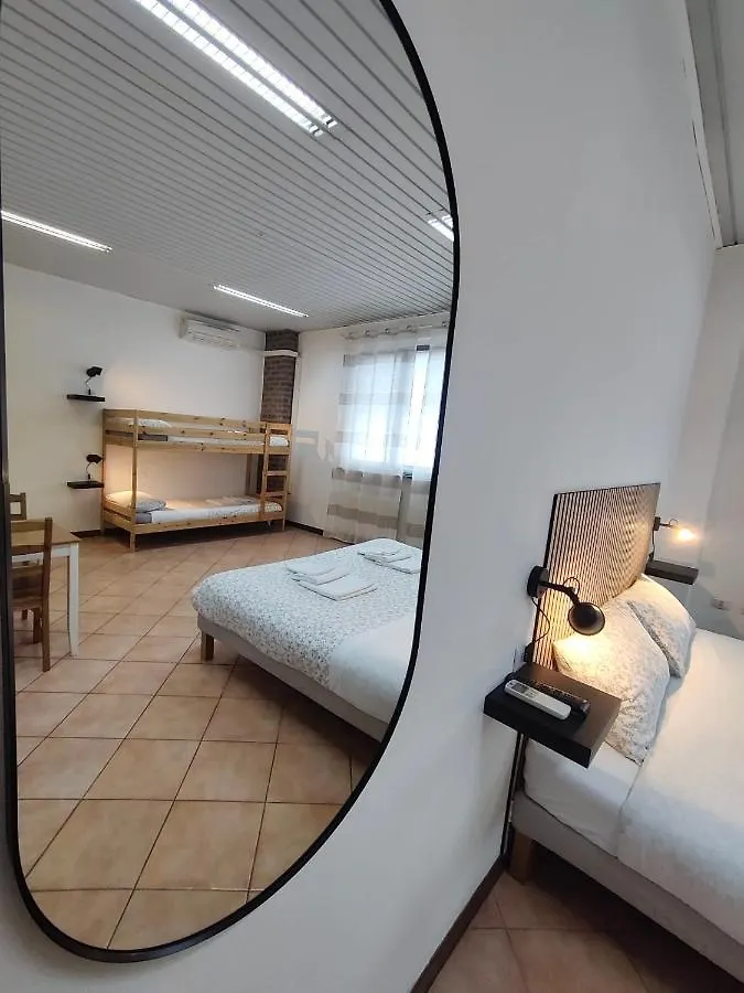 Cascina Bellaria Hostel Milan 0*,  Italy