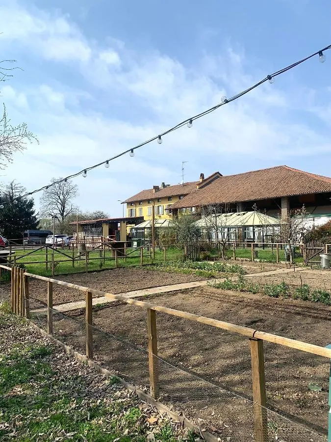 Cascina Bellaria Hostel Milan Italy