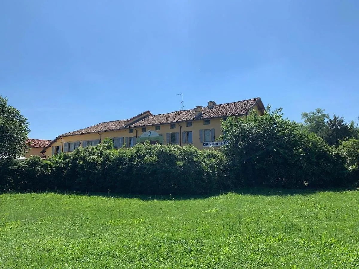 Cascina Bellaria Hostel Milan
