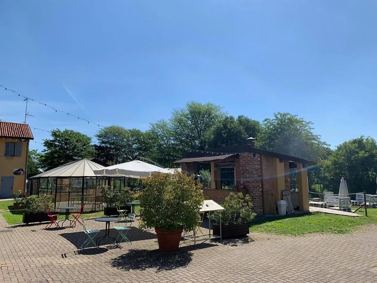 Cascina Bellaria Hostel Milan